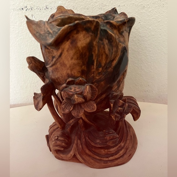 CHINESE CARVED WOOD BRUSH POT